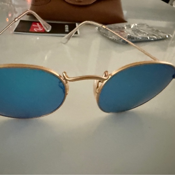 Ray-Ban Gold Frame Sunglasses with Blue Lenses - Picture 3 of 11